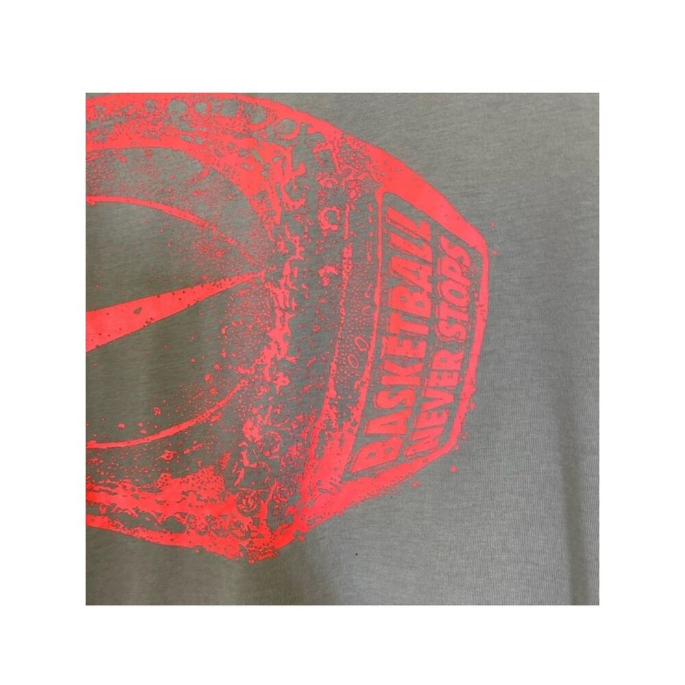 The Nike Tee, Basketball Athletic Cut. Size Large. Good used condition! - Picture 2 of 7